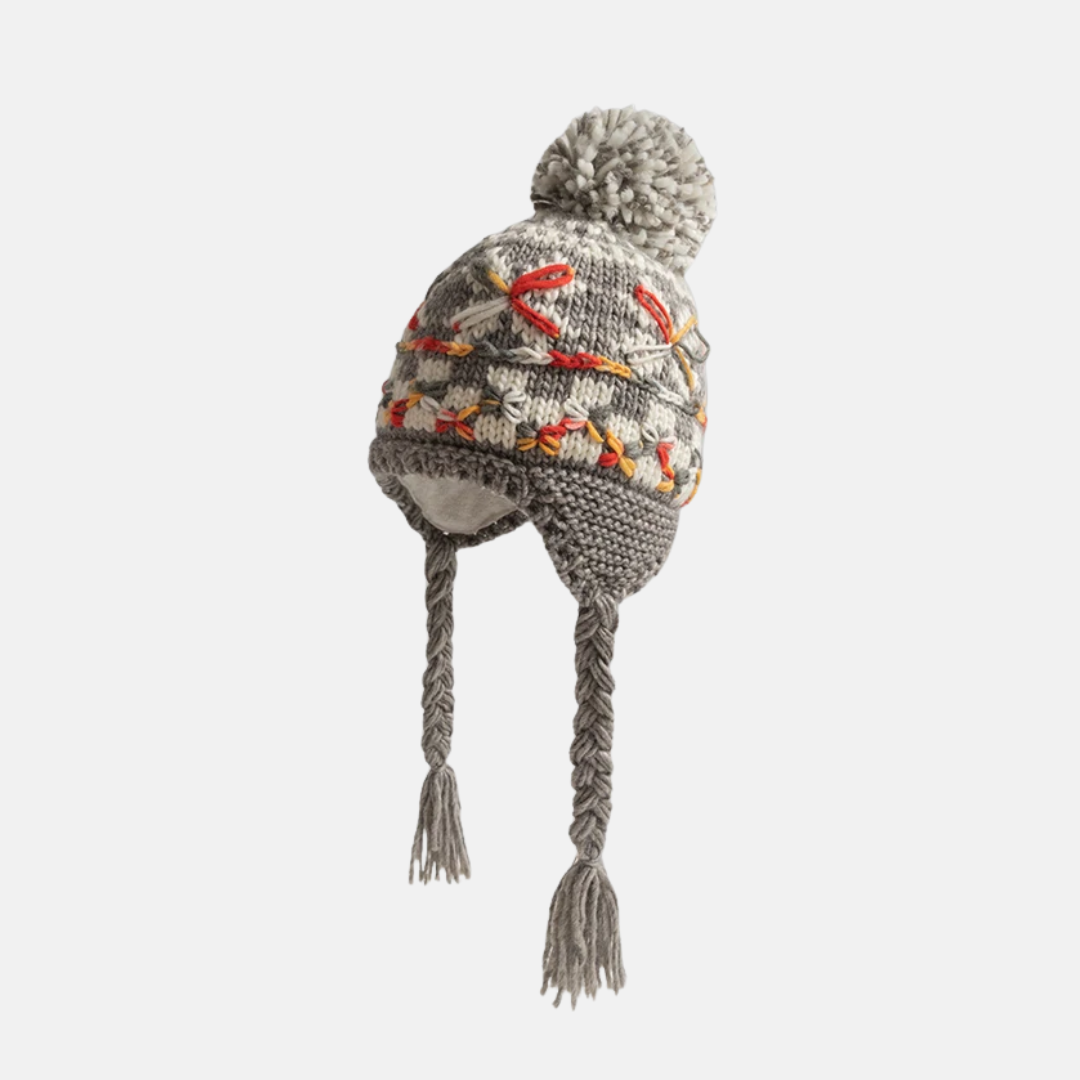 Pom-pom winter beanies